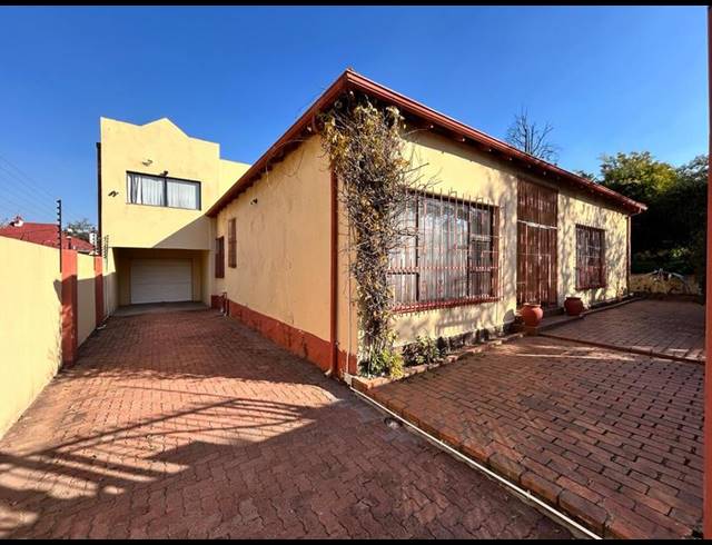 4 BEDROOM HOUSE FOR SALE IN KENSINGTON